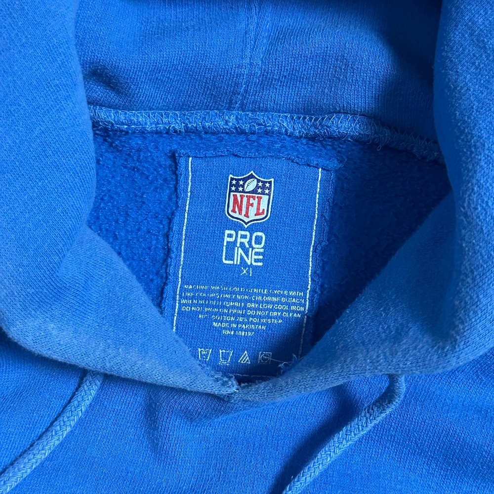 LA Chargers Hoodie - Picture 9 of 10